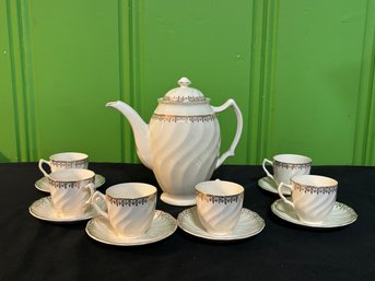 Old Chelsea Made In England Porcelain Tea Set