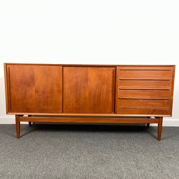 Vintage Mid Century Modern Credenza