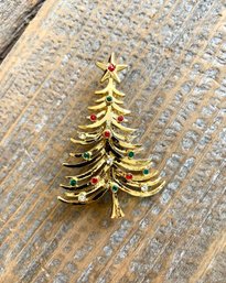 Vintage Gold Tone Rhinestone Christmas Tree Brooch