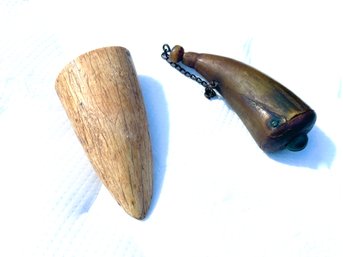 Vintage Powder Horn & Buffalo Horn