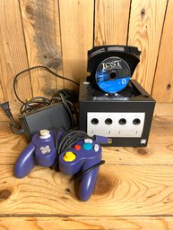 Nintendo Game Cube Console, Lost Treasure Game And Remote