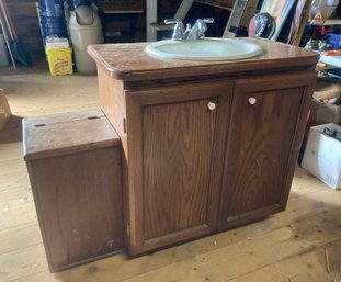 228. Bathroom Vanity Oak Top - Marble Top - Marble Remnant