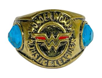 Vintage Justice League Wonder Woman Guilt Metal Ring With Stones