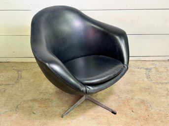 MCM Black Swivel Pod Chair By Overman
