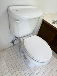 American Standard Toilet-white-round