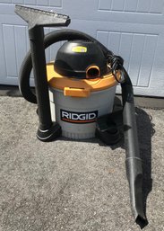 RIGID 9 Gallon Wet Dry Vac