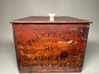 Vintage Wooden Pulverized Cream Box
