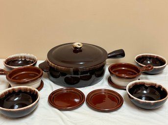 Pfaltzgraff Drip Lidded Crock With Handle & 6 Small Bowls