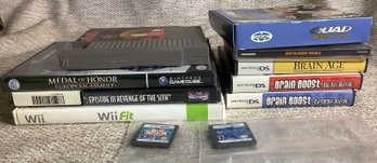 Mixed Video Game Lot - Nintendo DS - WII -