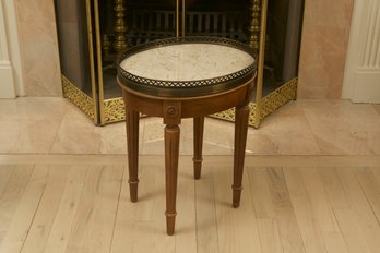 Lovely Marble Top Oval End Table With Punched Brass Gallery, Reeded And Tapered Legs