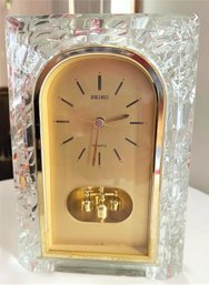 Lovely Vintage Seiko Quartz Crystal Clock