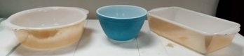 Great Vintage Oven Ware Includes Pyrex & Anchor Hocking   D3