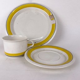 Arabia Finland Faenza Plates And Teacup