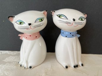 Vtg 1958 Howard Holt White Boy/girl Salt & Pepper Shakers Original Stickers (read Description)