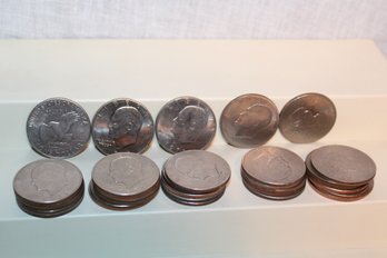 32 - 1971 Eisenhower Dollars