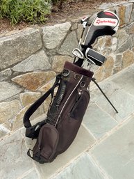 (8) Golf Clubs With With Callaway Golf Bag