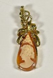 Gold Filled Hand Carved Cameo Pendant