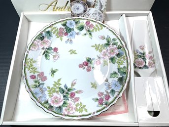 Sadek Flowers And Berried Cake Plate With Server