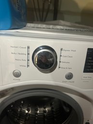 Kenmore Elite Dryer  ** LIKE NEW*** Higher End Model