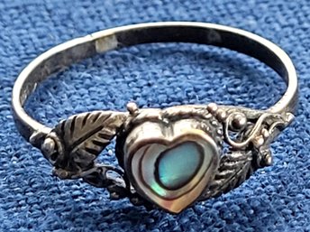 Vintage Sterling Silver Raised Heart With Abalone Inset & Leaf Detail Ring