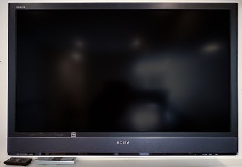 45 Sony TV  (2013?) With Wall Mount Bracket