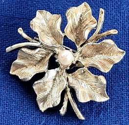 Vintage Gold Tone Flower Brooch With Faux Pearl Center