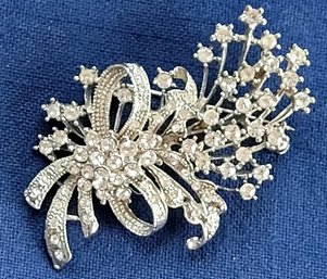 Brilliant Sparkling Bow & Star Spray Of Rhinestones Vintage Brooch