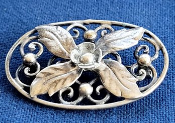 Pretty Vintage Oval 830 Silver Art Nouveau Floral Design Brooch