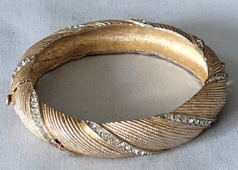 Gorgeous Vintage Kramer Textured Gold Tone & Rhinestone Bangle Bracelet