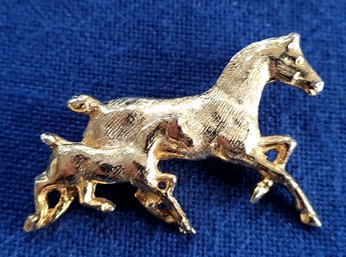 Charming Vintage Gold Tone Running Mare & Foal Brooch