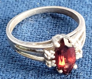 Pretty Vintage Sterling Silver Firey Garnet Marquise Cut Ring