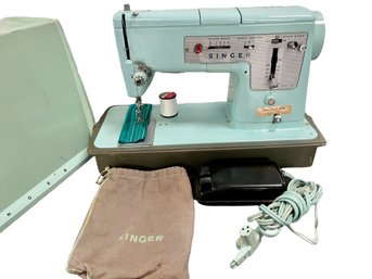 Vintage Singer Sewing Machine, Made In Great Britain