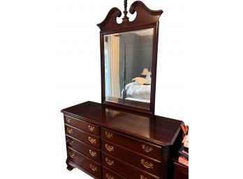 Ethan Allen Mahogany Dresser With Mirror