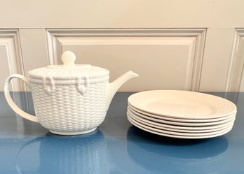 Wedgwood 'Nantucket Basket' Teapot And 7 Dessert/Salad Plates