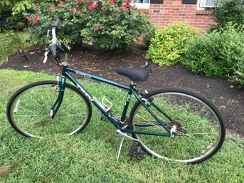 Womans TREK 730 Multitrack Hybrid Bicycle