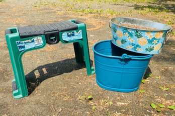 New Gardening Seat And Two Buckets