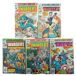 1976-1977 Marvel Comics THE INVADERS Lot #9,13,15,16,17