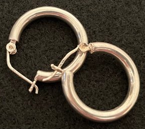 Vintage Sterling Silver 925 Hoop Pierced Earrings Bulky 1/8 In Thick, 7/8 In Diameter, 3 In Circumference