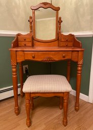 Glamorous Vanity With Small Cushioned Bench