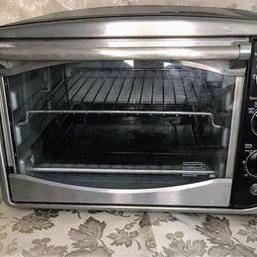 GE Toaster Oven - Nice Condition - Works Perfect!