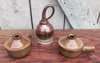 41. Unusual Stoneware Drinking Cup & Soup Bowls With Lids