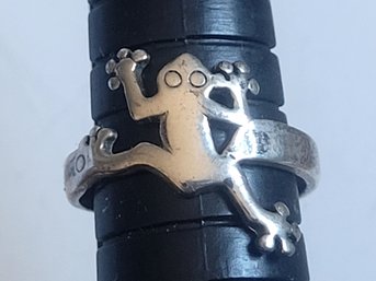 Fabulous Vintage Wrap Around Tree Frog Sterling Silver Ring