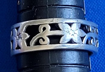 Vintage Sterling Silver Designer PSCI Flower & Vine Cut Out Design Band Ring