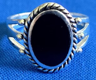 Sterling Silver With Onyx Center Southwestern Style Ring