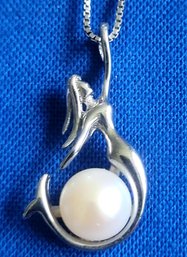 Wonderful Sterling Silver Mermaid With A Pearl Pendant & Box Chain Necklace