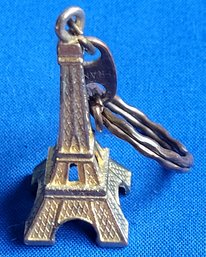 Viva La France - Vintage Gold Tone Eiffel Tower Paris France Key Chain