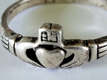 Celtic Style Sterling Silver Hands & Heart Claddagh Ring