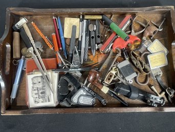 TRAY LOT OF VINTAGE PENS, LIGHTERS, AND MORE