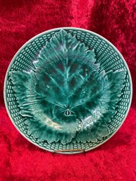 Antique Majolica Green Glaze Leaf Plate 9' No Chips Or Cracks