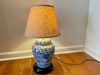 Blue & White Ceramic Ginger Jar Form Table Lamp On Metal Base